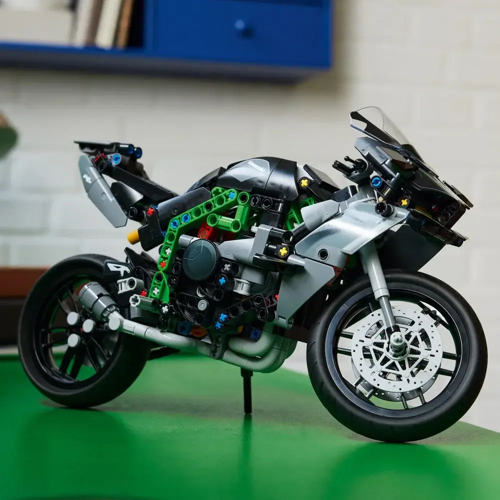 LEGO® Technic™ Kawasaki Ninja H2R Motorcycle Building Set (42170)