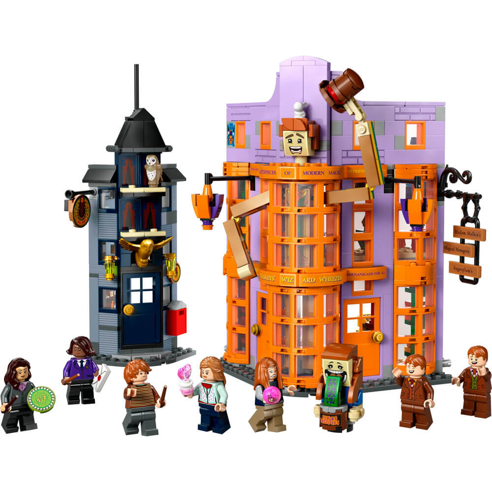 LEGO® Harry Potter™ Diagon Alley™: Weasleys’ Wizard Wheezes™ 76422 (834 Pieces)