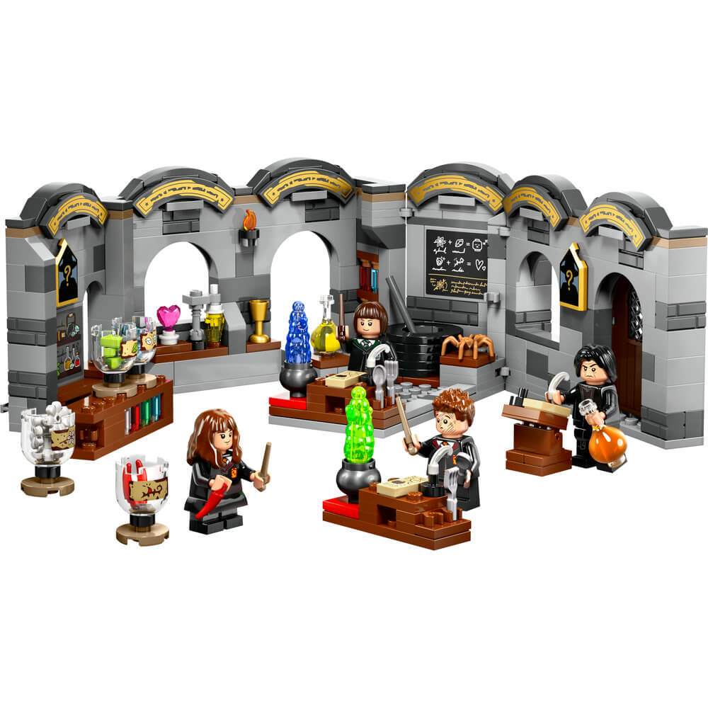 LEGO® Harry Potter Hogwarts Castle: Potions Class 397 Piece Building Set (76431)