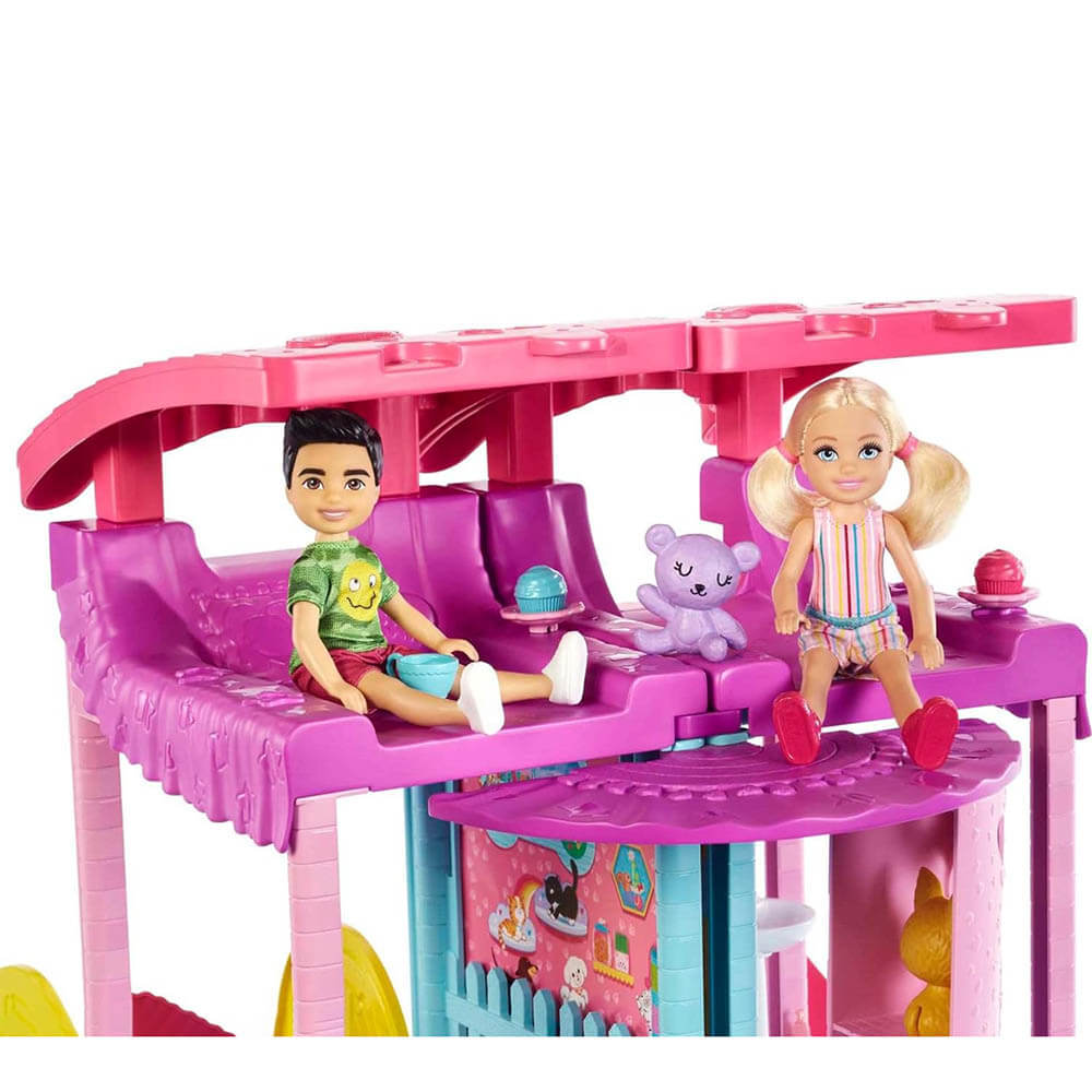 Barbie Chelsea Transforming Playhouse with Pets & Accessories