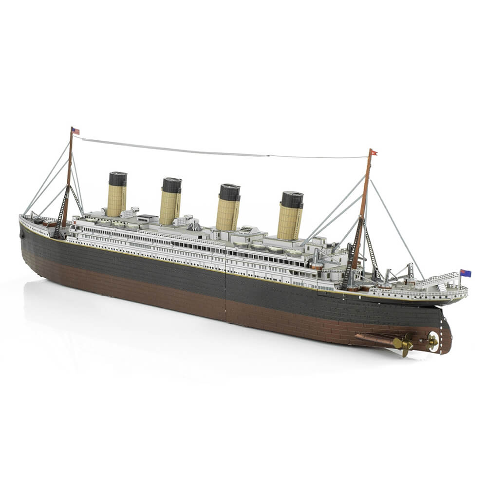 Metal earth RMS Titanic 1:928 Scale Premium Steel Model Kit