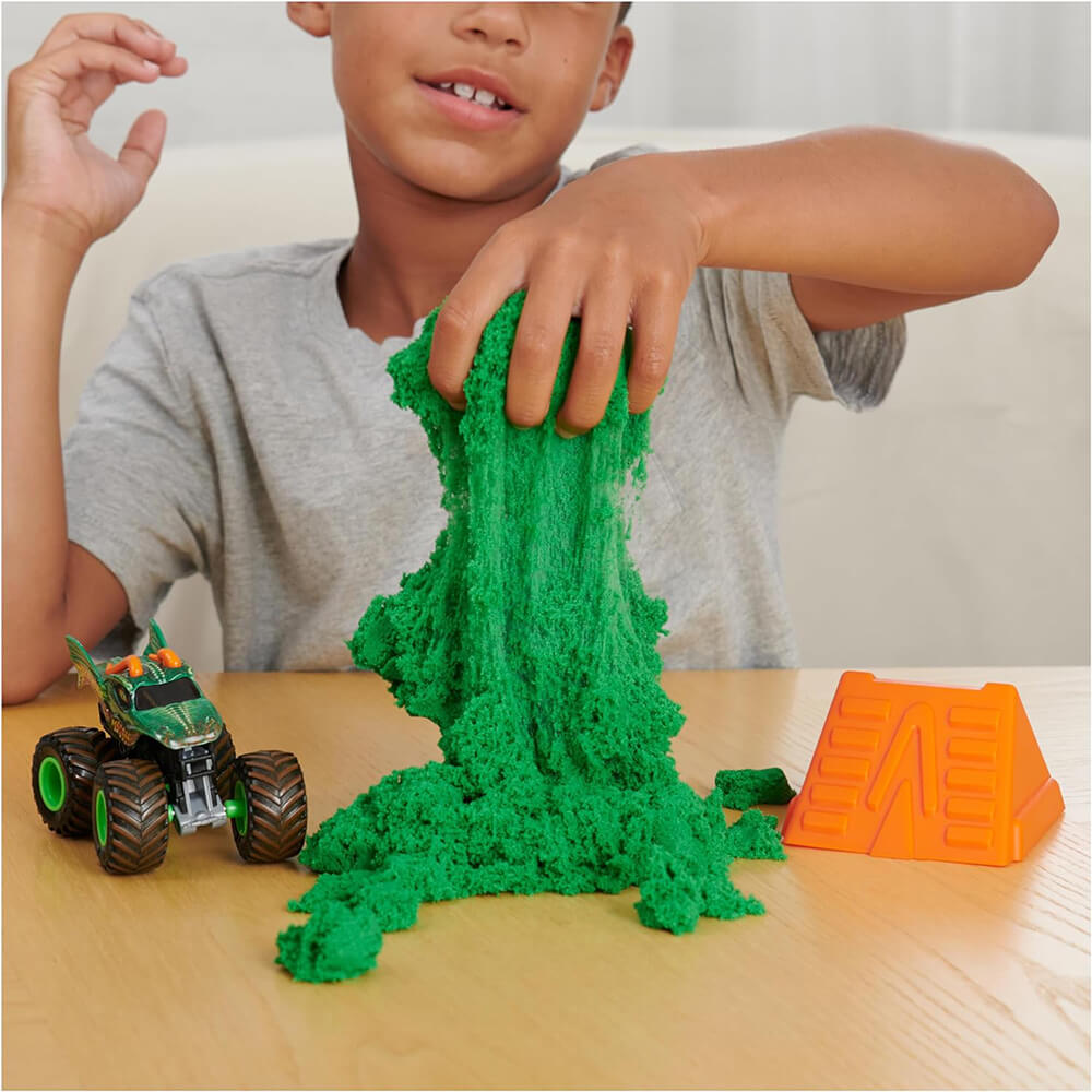 Monster Jam Monster Dirt Dragon 3 Piece Playset