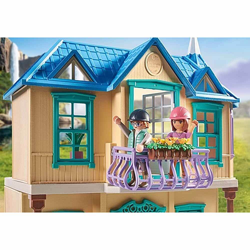 PLAYMOBIL Waterfall Ranch Playset