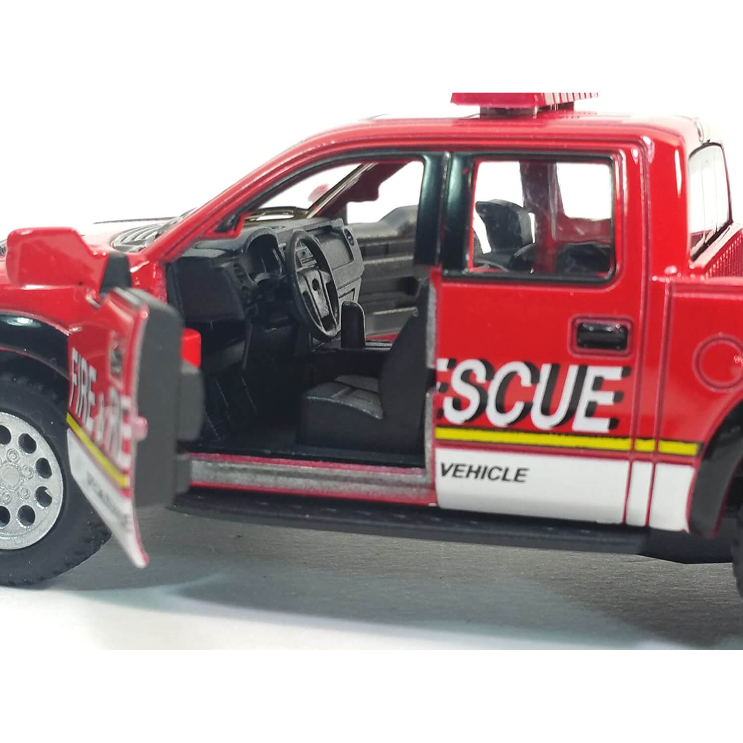 2013 Ford F-150 SVT Raptor Supercrew Fire Rescue Die Cast 1:46 Scale