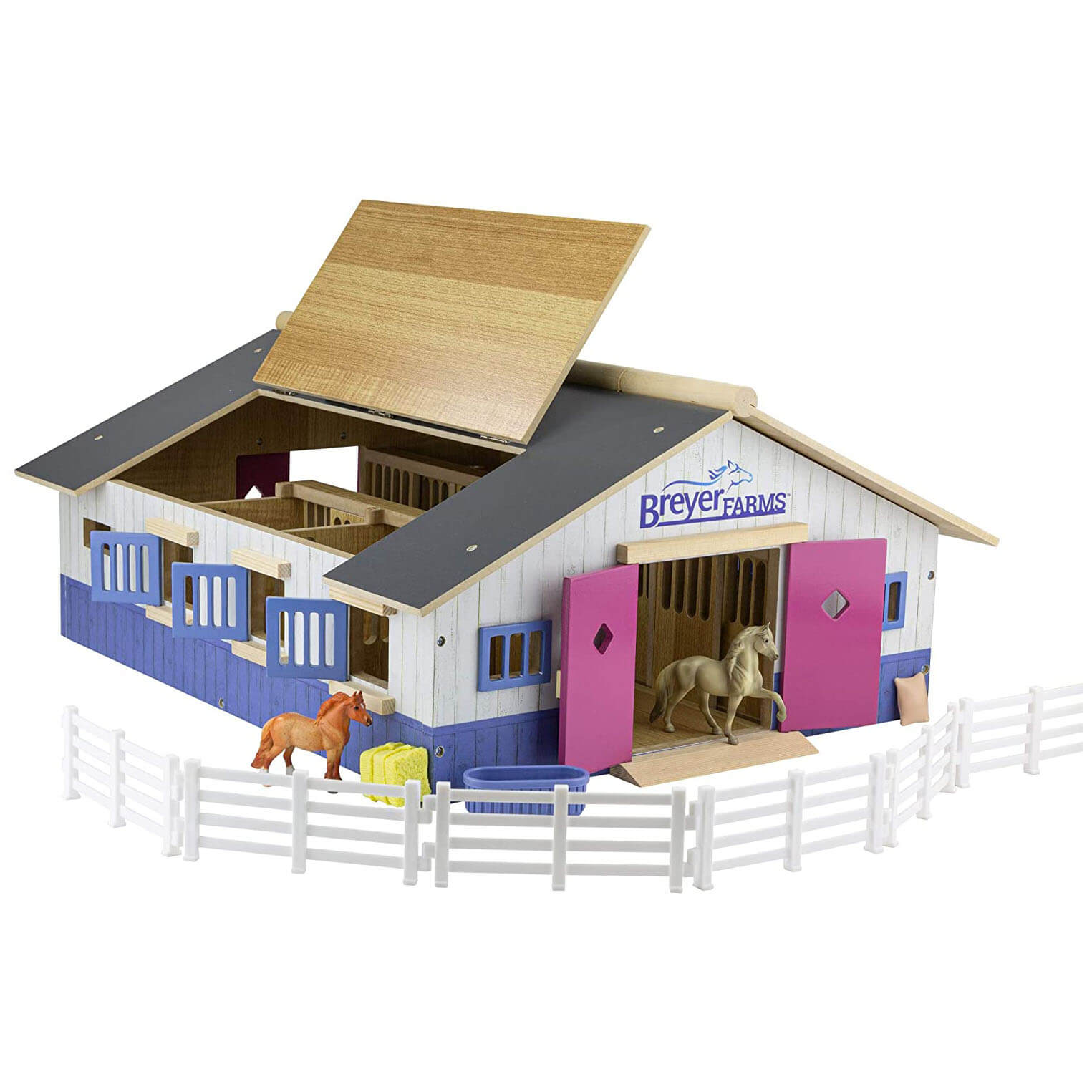 Breyer Farms Deluxe Stable Playset