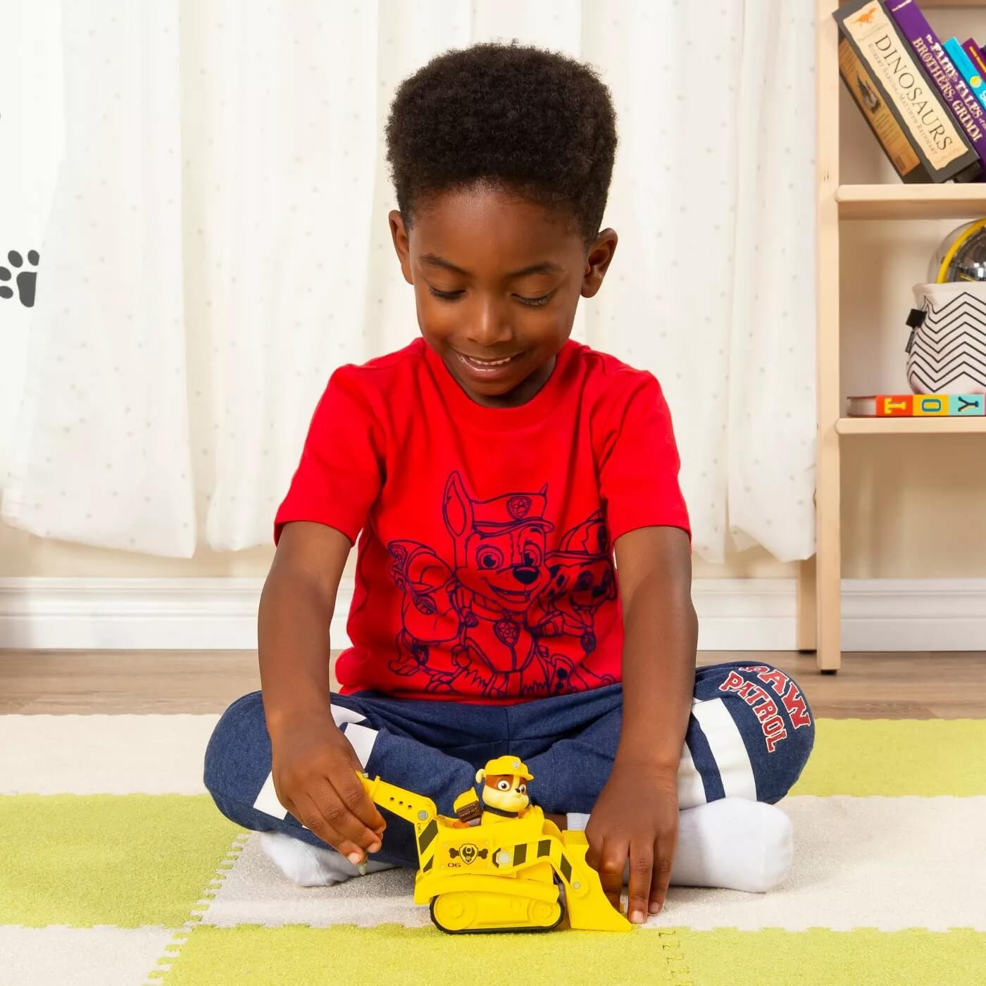 PAW Patrol Bulldozer Vehicle with Rubble Figure