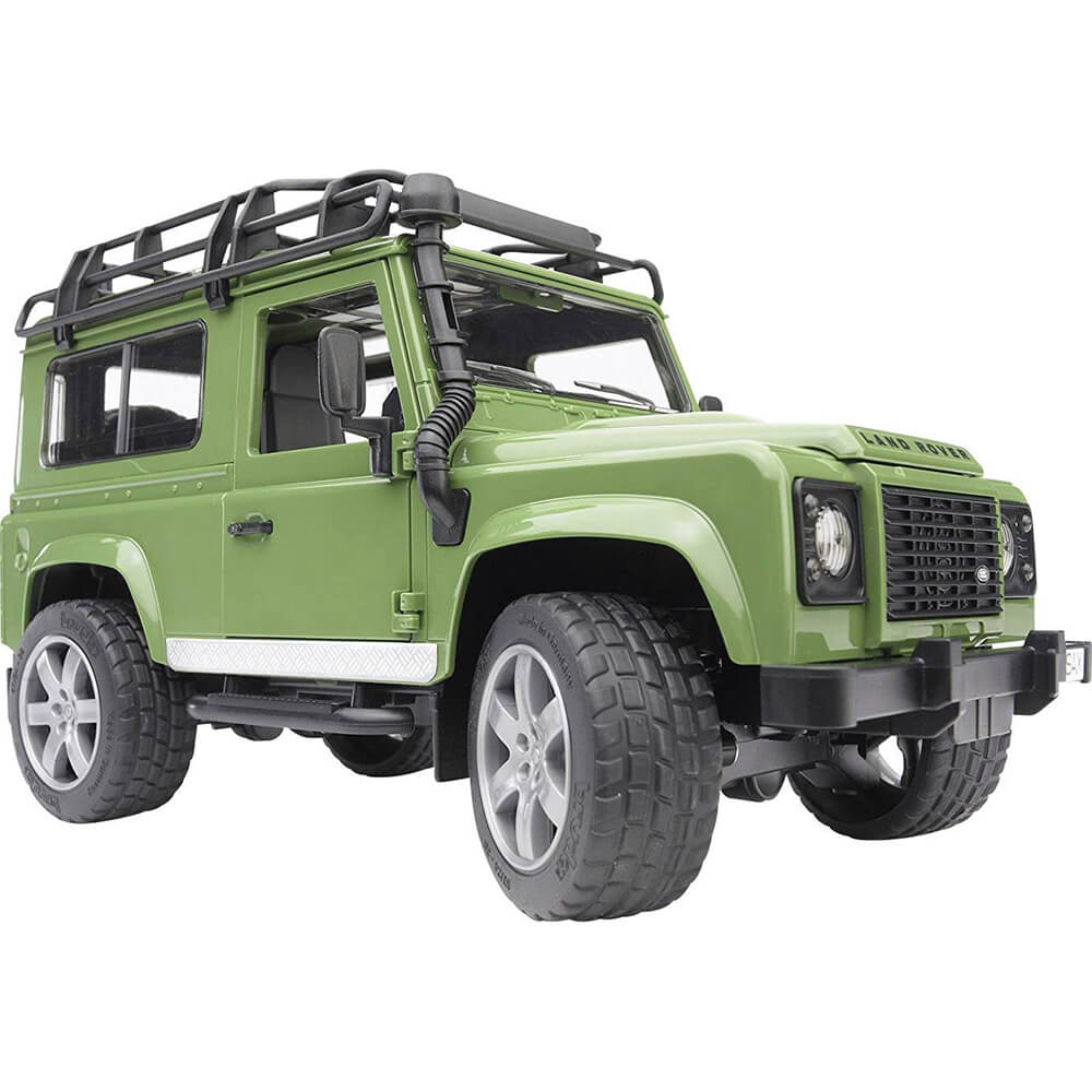 Bruder Pro Series Land Rover Defender Station Wagon 1:16 Scale Vehicle