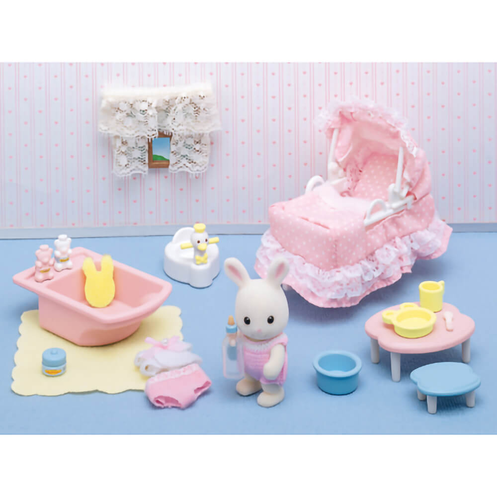 Calico Critters Sophie's Love'n Care