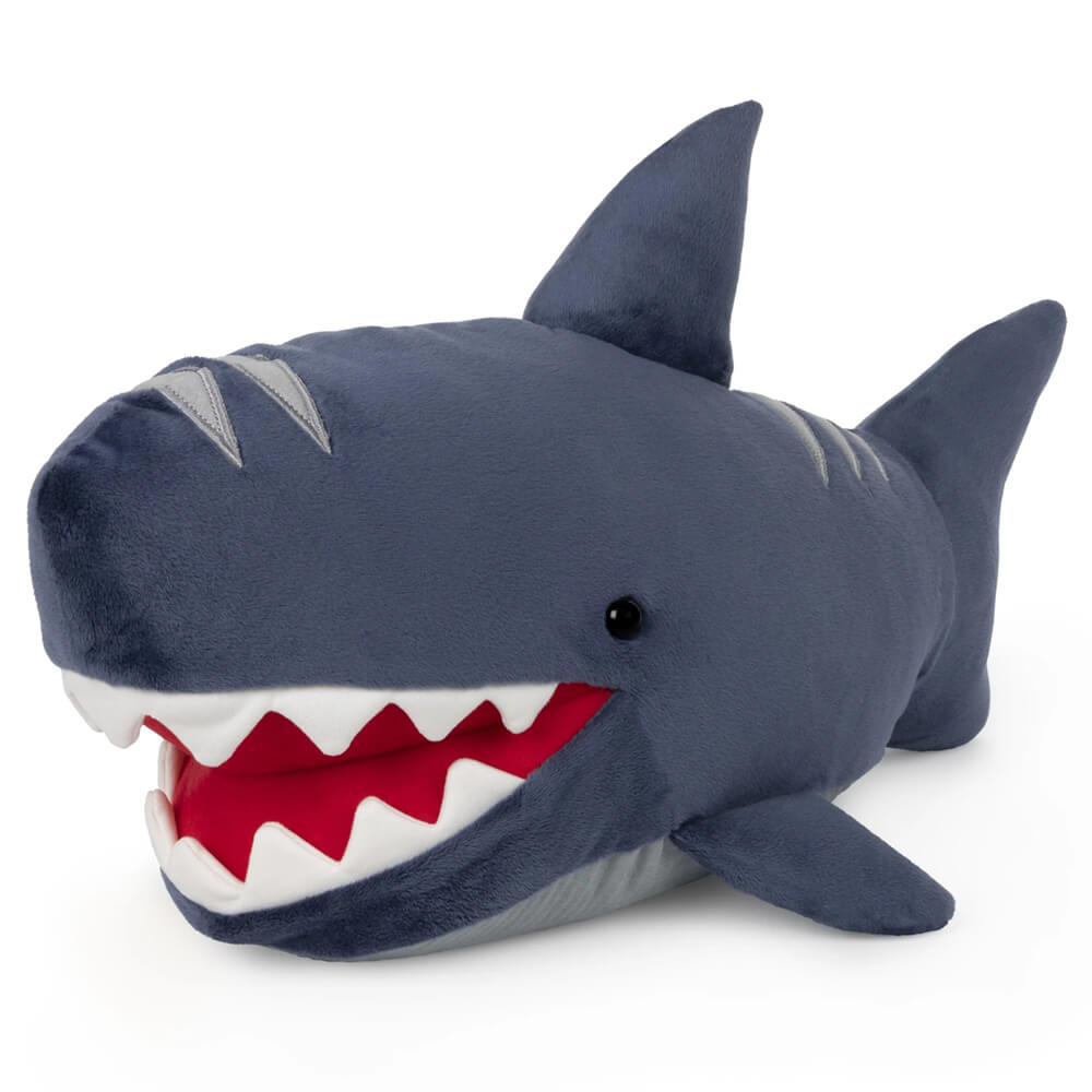 Gund Maxwell the Shark 17.5