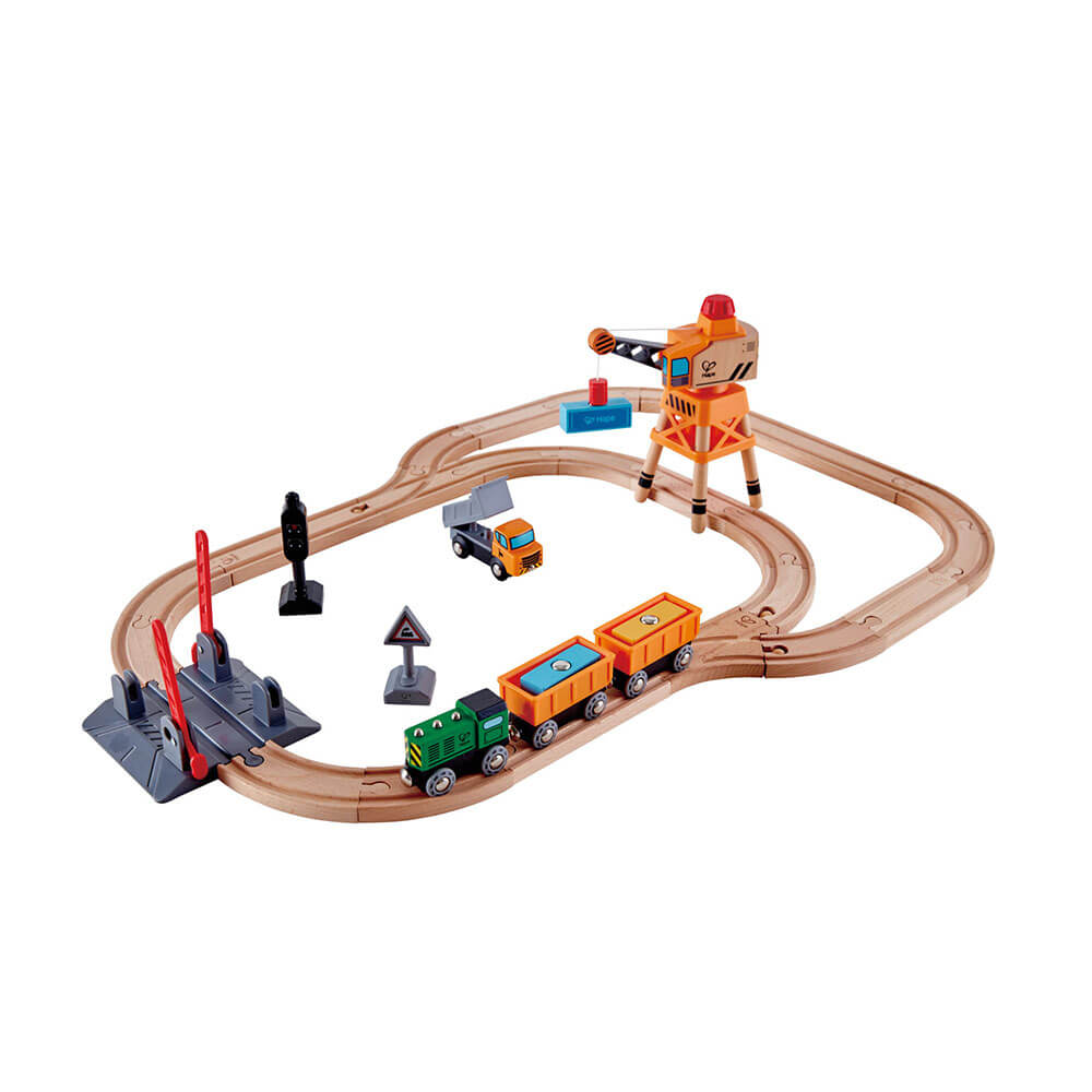 Hape Crossing & Crane Set