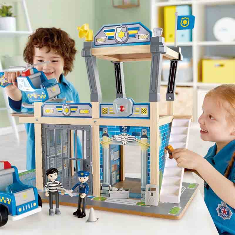 Hape Metro Police Dept Playset