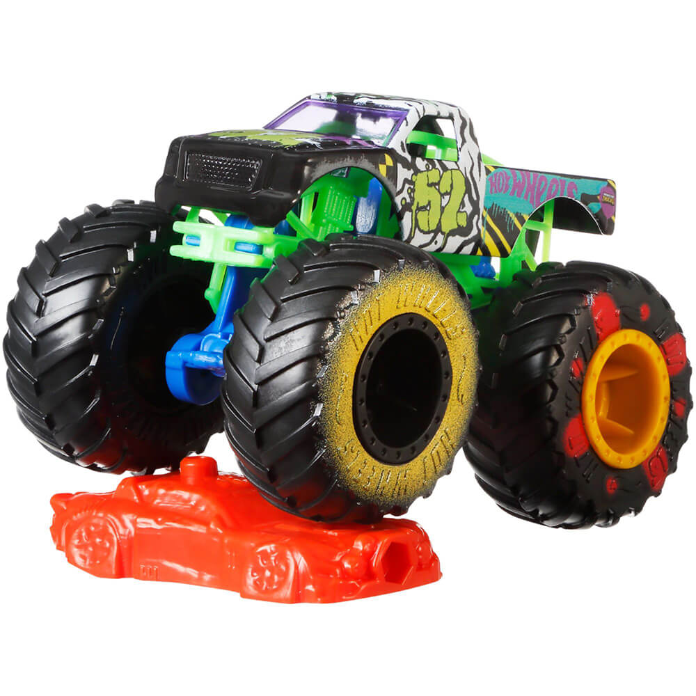 Hot Wheels Monster Trucks 1:64 Scale Collectible Die-Cast (Styles May Vary)