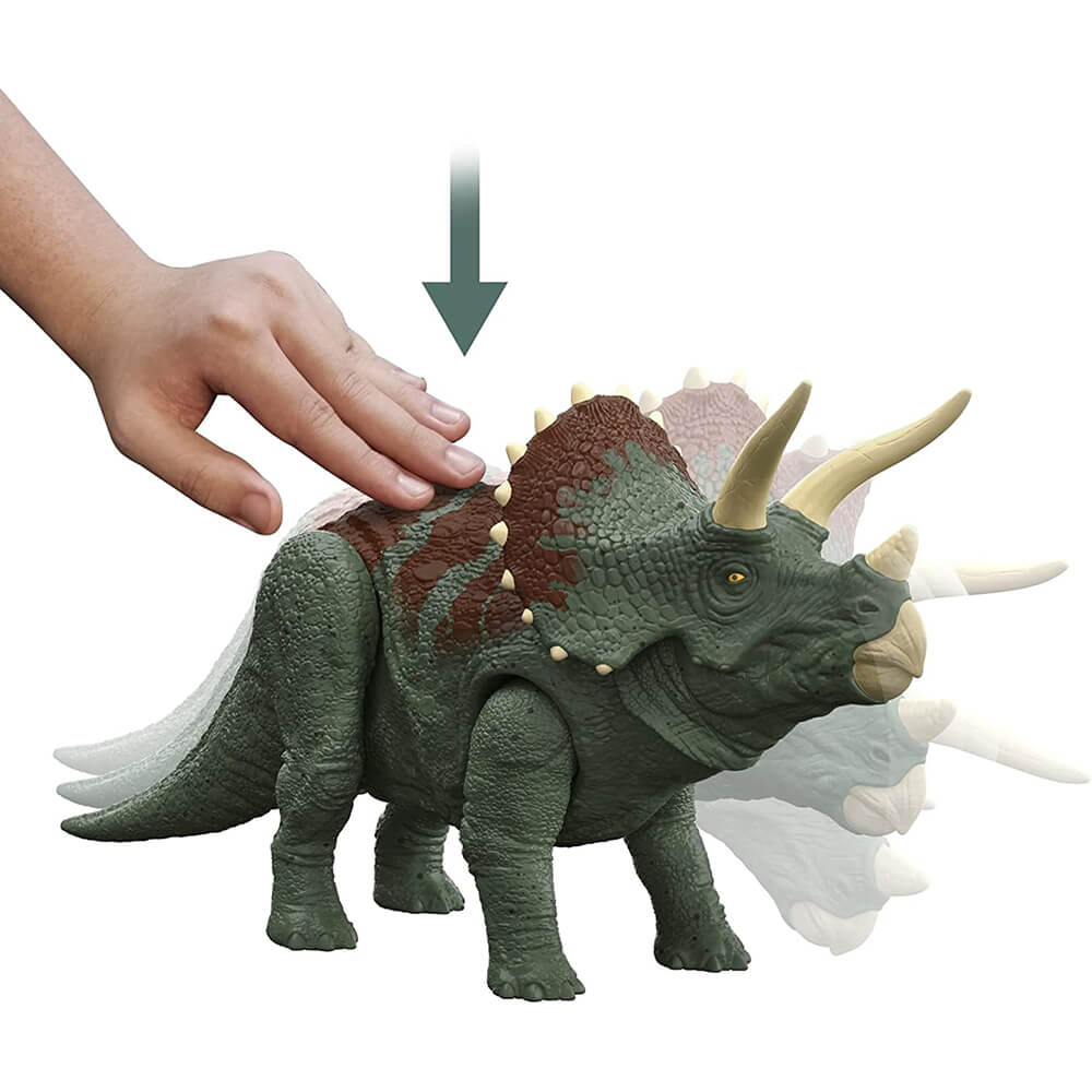 Jurassic World Dominion Roar Strikers Triceratops Figure