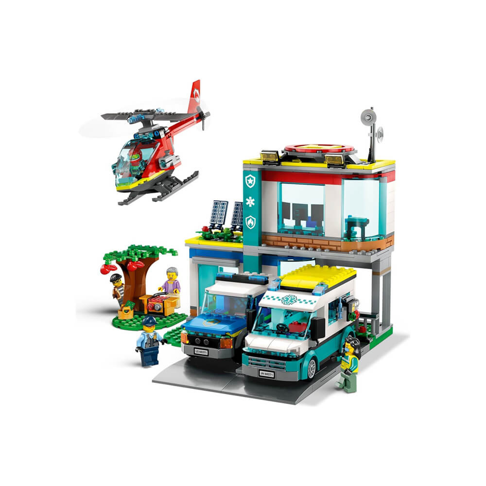 LEGO® City Emergency Vehicles HQ 706 Piece Building Kit (60371)