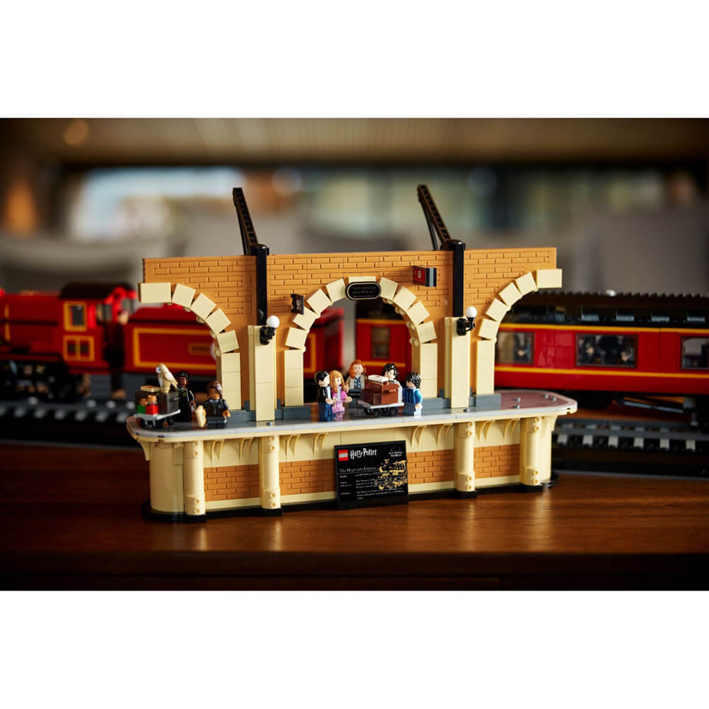 LEGO® Harry Potter™ Hogwarts Express™ Collectors' Edition 5129 Piece Building Kit (76405)