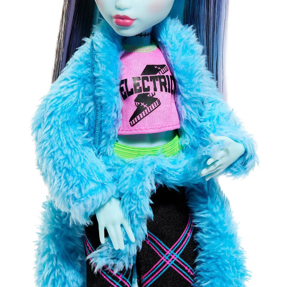 Monster High Creepover Party Frankie Stein Fashion Doll Set