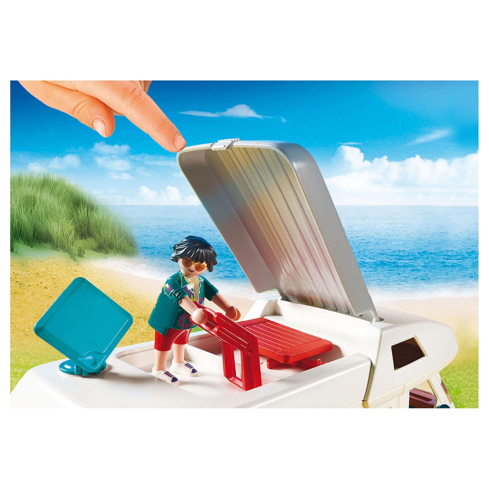 PLAYMOBIL Camping Family Camper (70088)