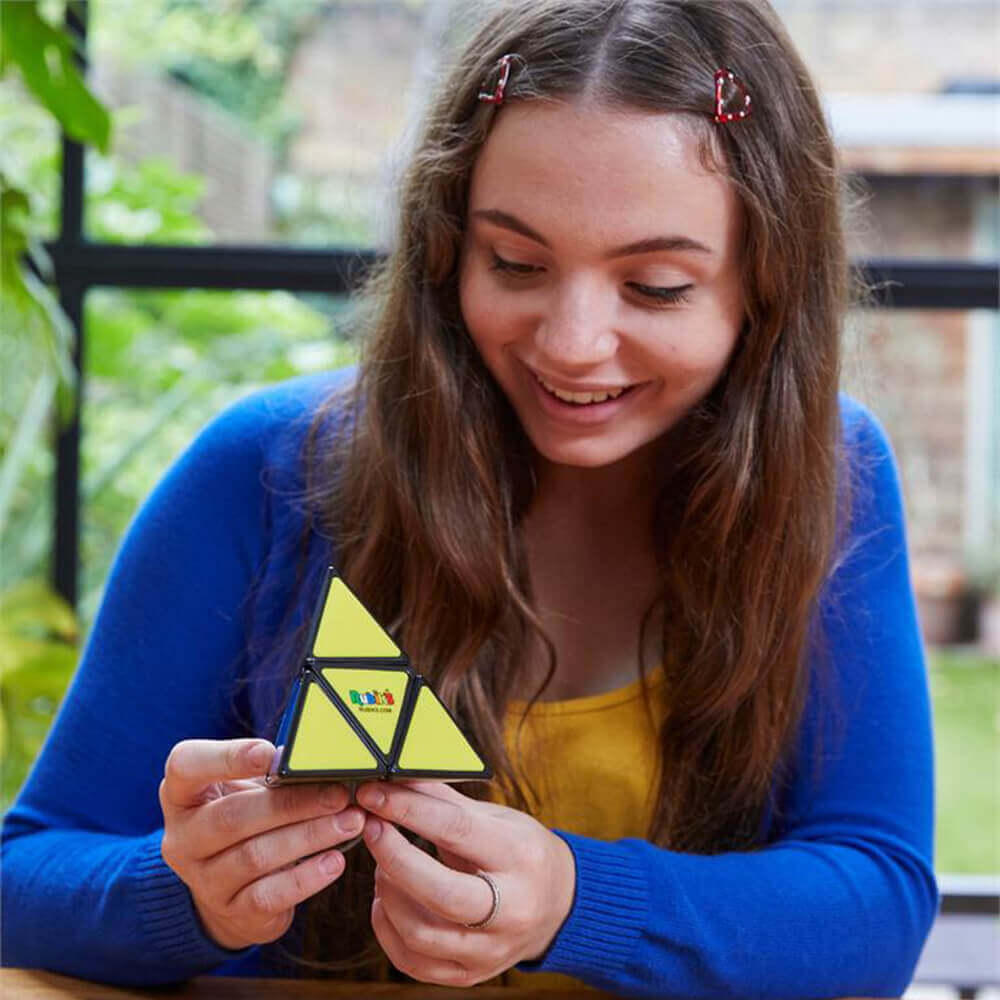 Rubik's Pyramid Puzzle